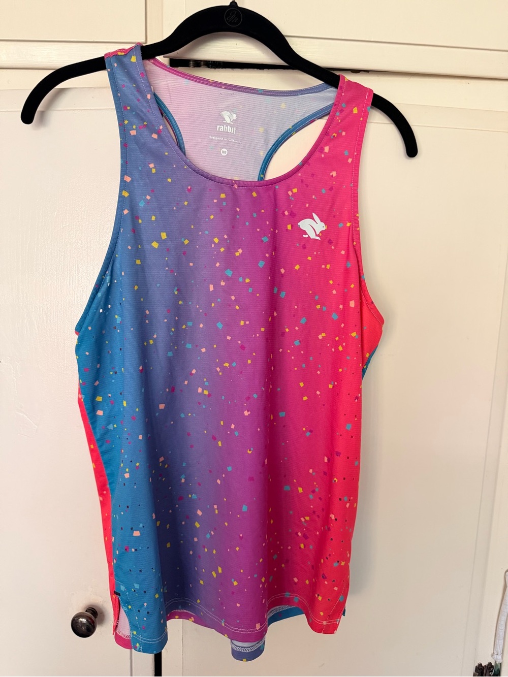 rabbit Race Pace Gradient Confetti Tank in Blue-Pink